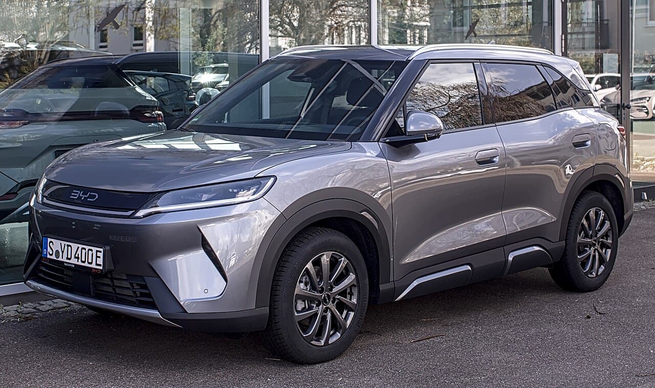 BYD ATTO 2 DM-i photograph