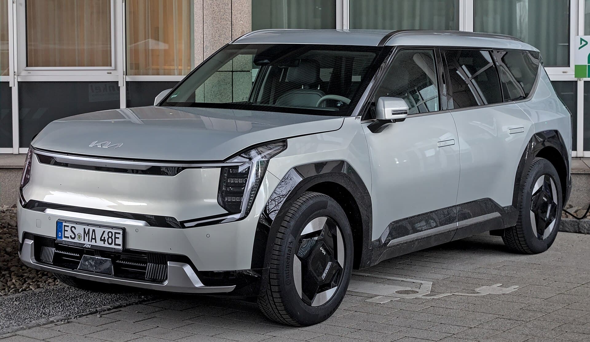 Kia EV9 photograph. Overseas EV9 pictured; Australian variants may differ.